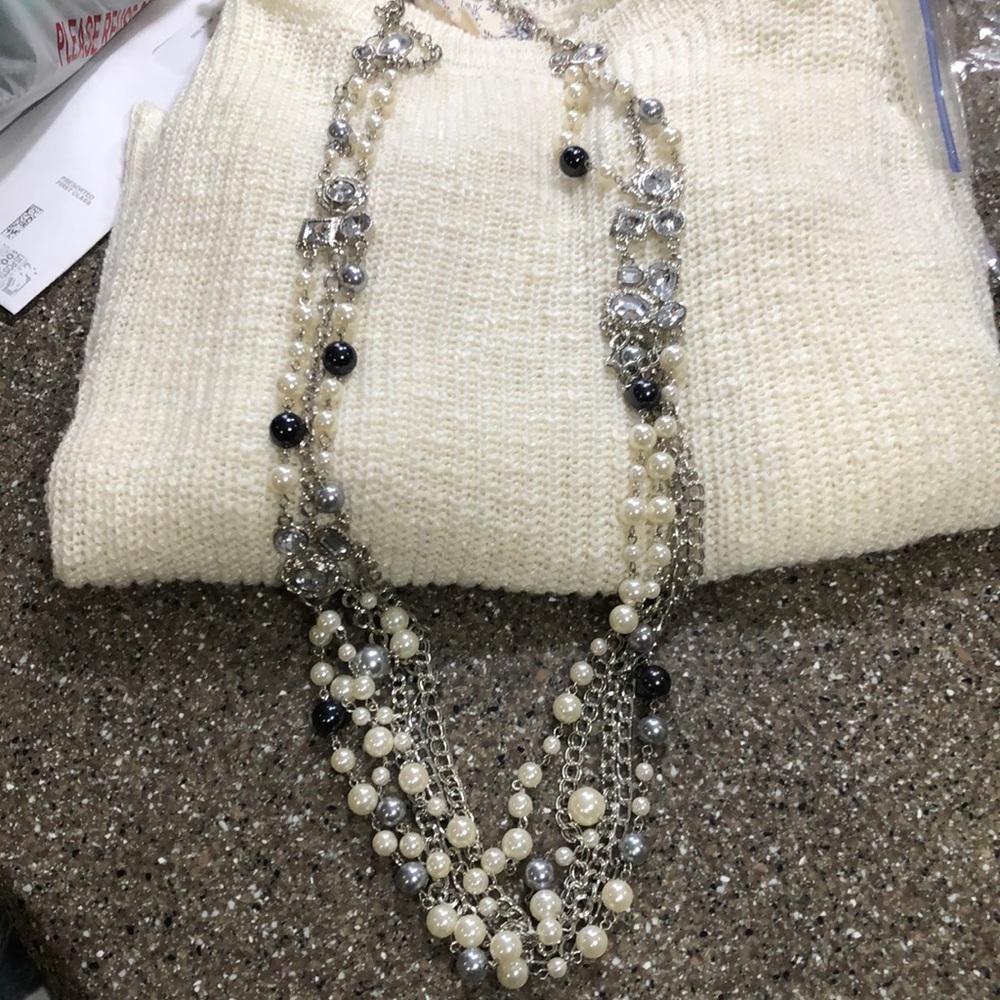 Necklace - Picture 2 of 3